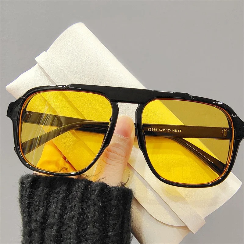 Vintage Outdoor Fashion - New Oversized Frame Sunglasses Classic Women's