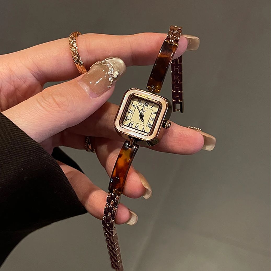 Luxury Vintage Women's Watches - огляд і ціна Vintage Fashion Watches
