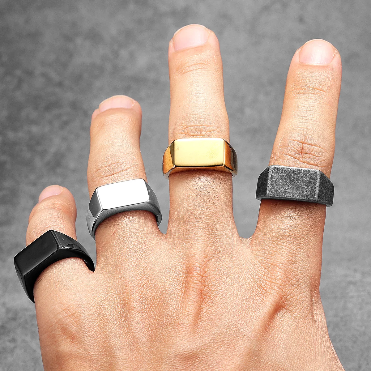 Minimalist Rectangle Engrave M - огляд і ціна Vintage Fashion Newtown