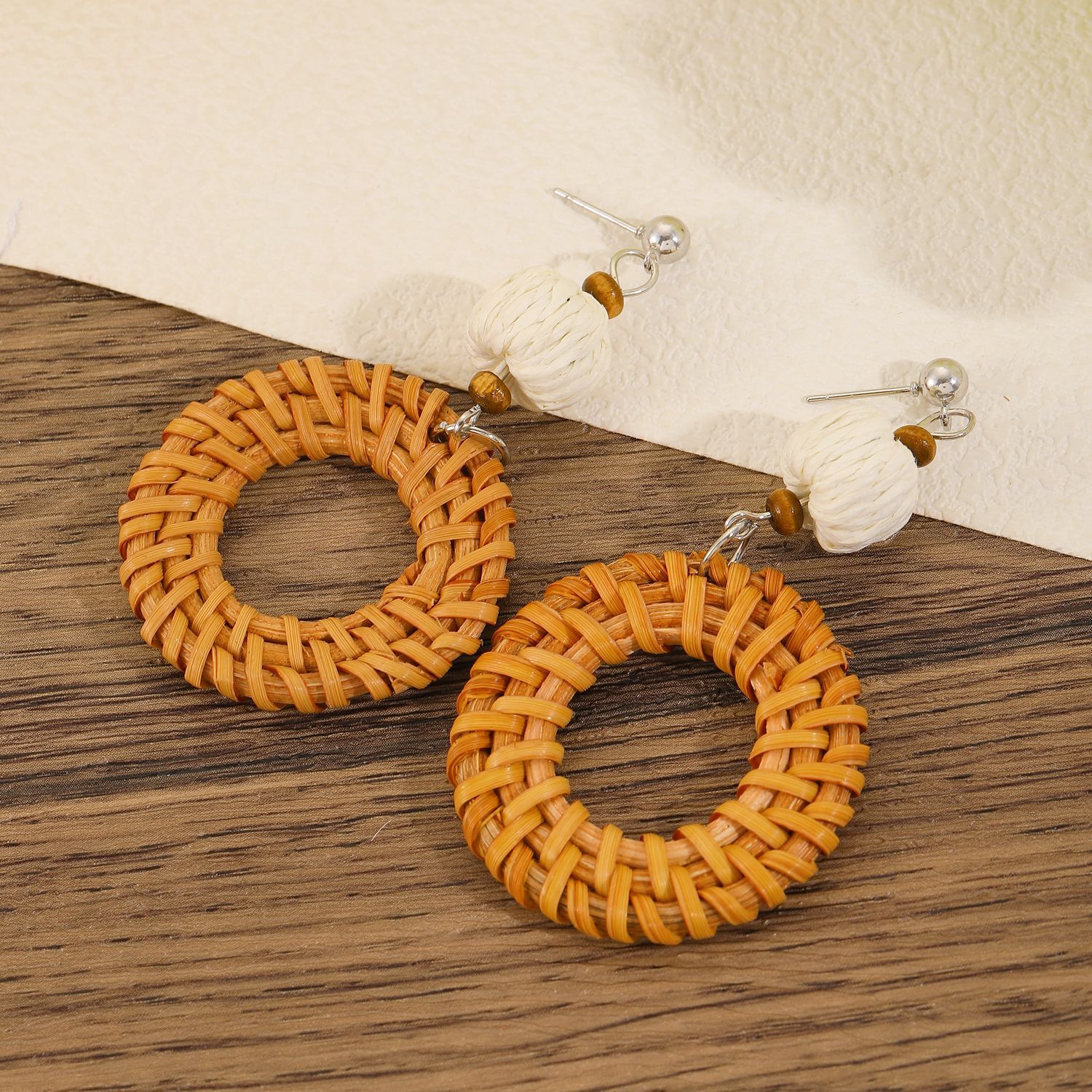 Summer Bohemian Handwoven Drop - огляд і ціна Vintage Fashion Newtown