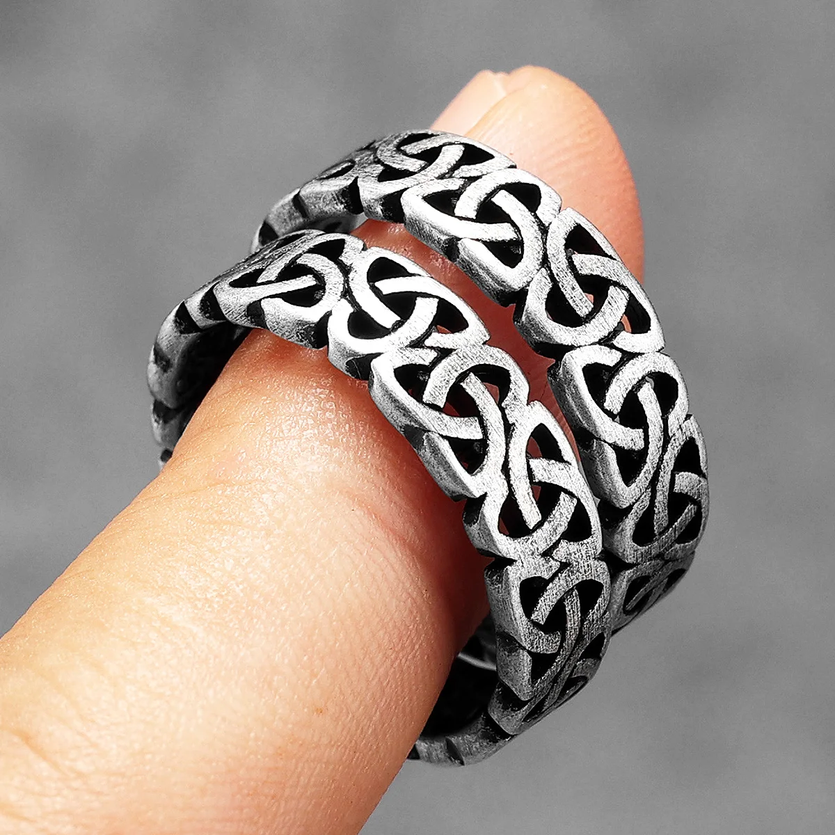 Hollow Celtic Knot Men Rings S - огляд і ціна Vintage Fashion Newtown
