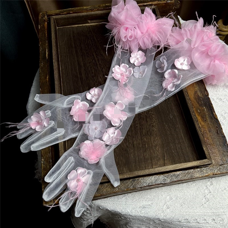 Women's Elegant Flower Feather - огляд і ціна Vintage Fashion Photographers