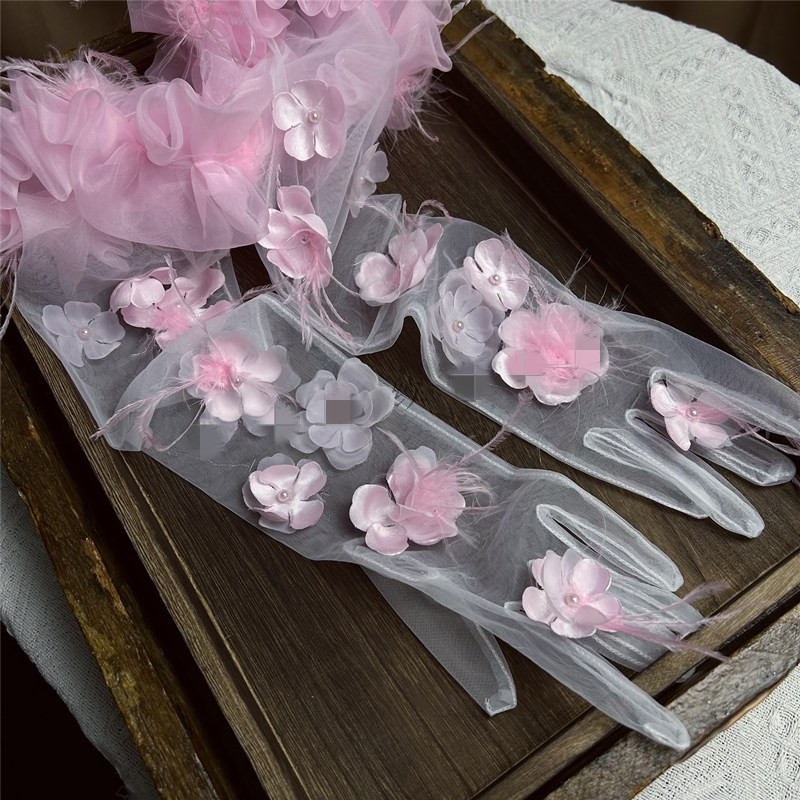Women's Elegant Flower Feather - огляд і ціна Vintage Fashion Photographers